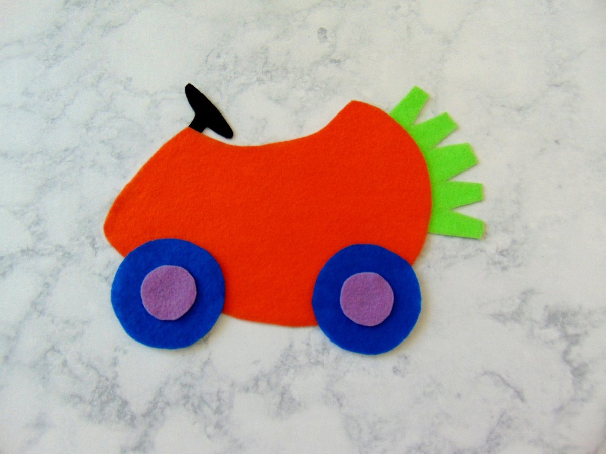 Felt Bunny Carrot Car Craft