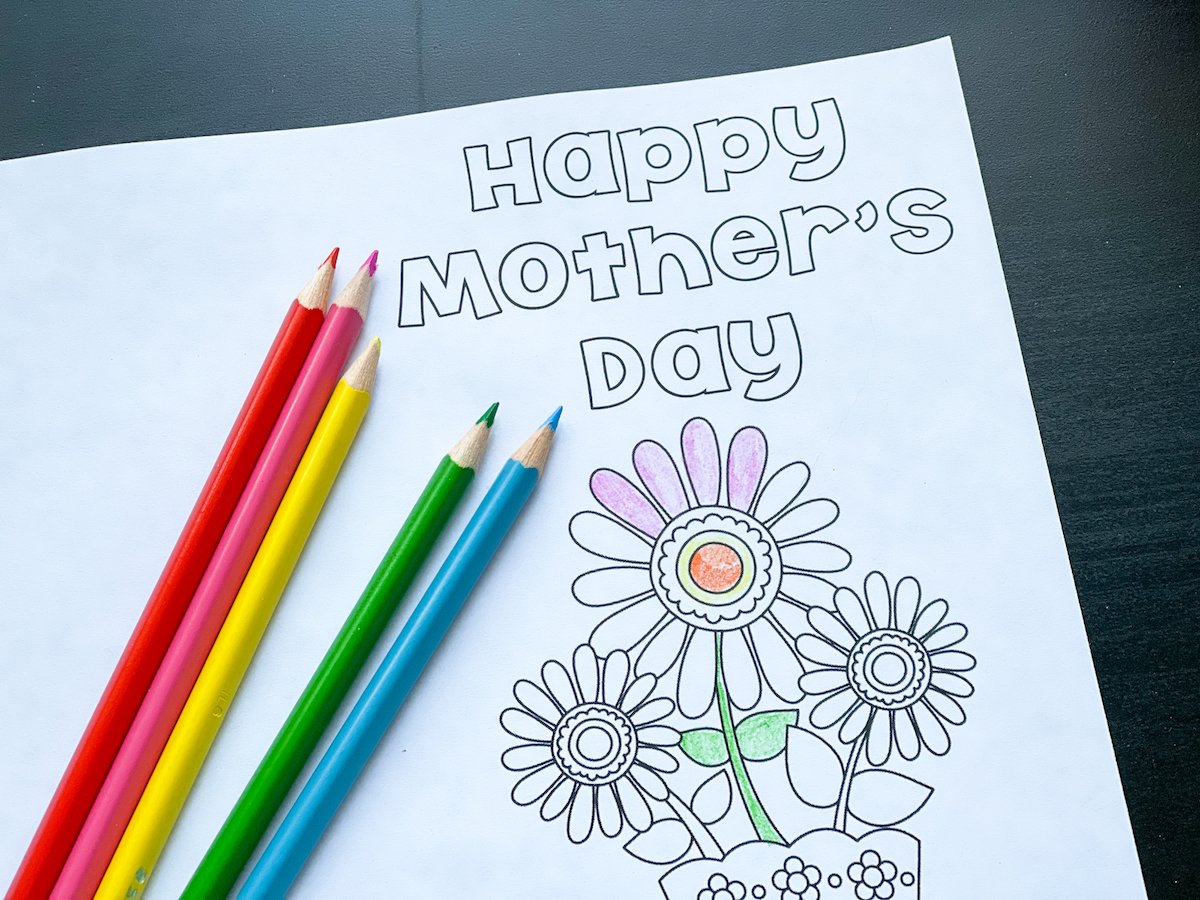 Printable Mothers Day Cards with colored pencils.