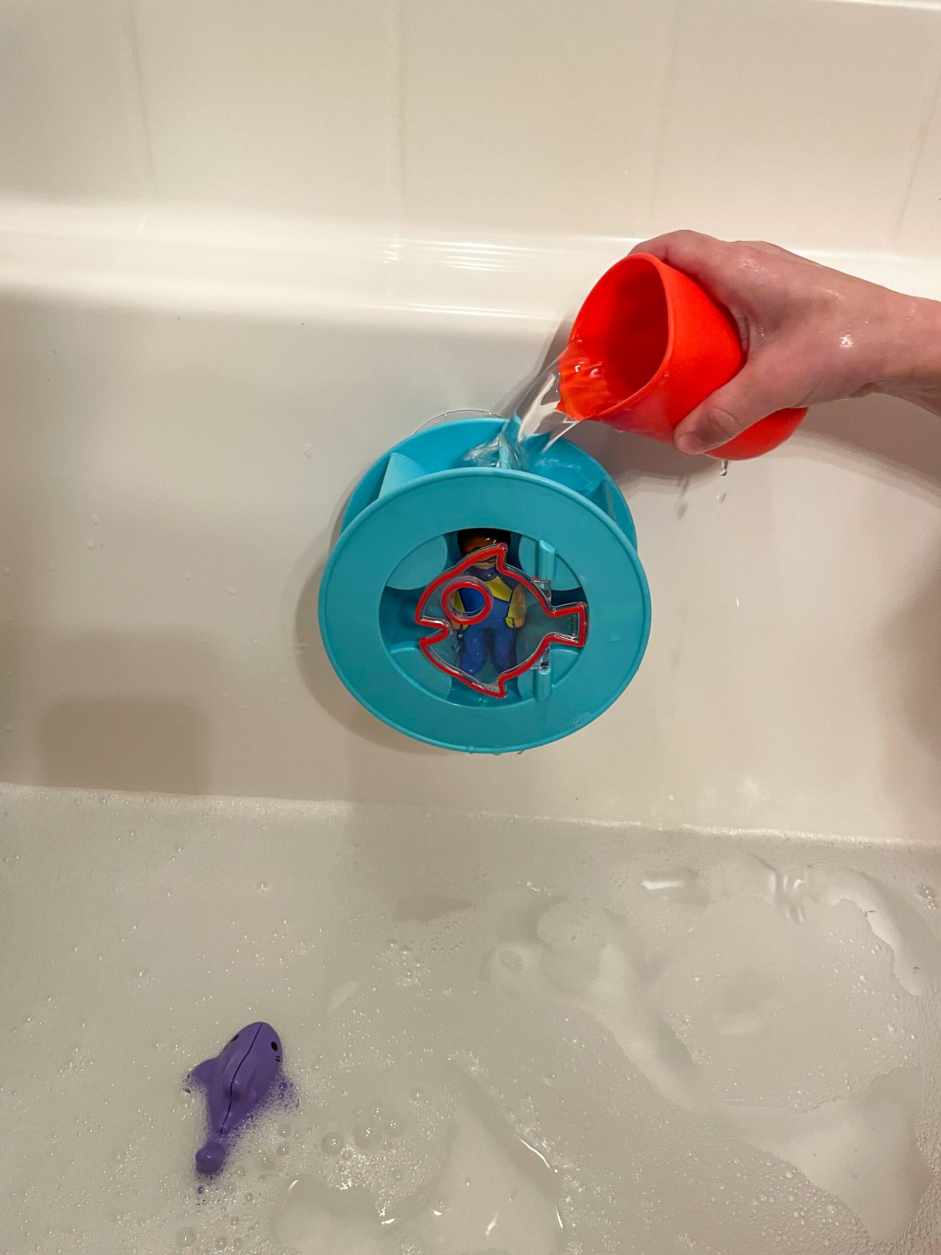 PLAYMOBIL 1.2.3. AQUA Water Wheel with Baby Shark Water Wheel