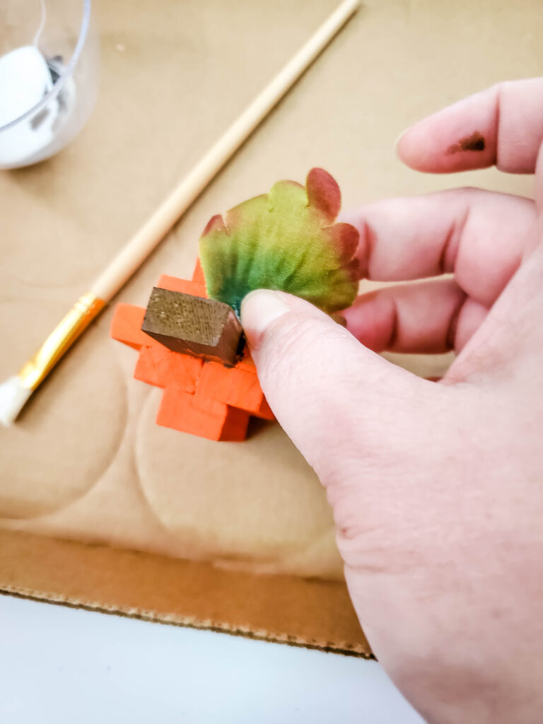 leaves attachment to pumpkin