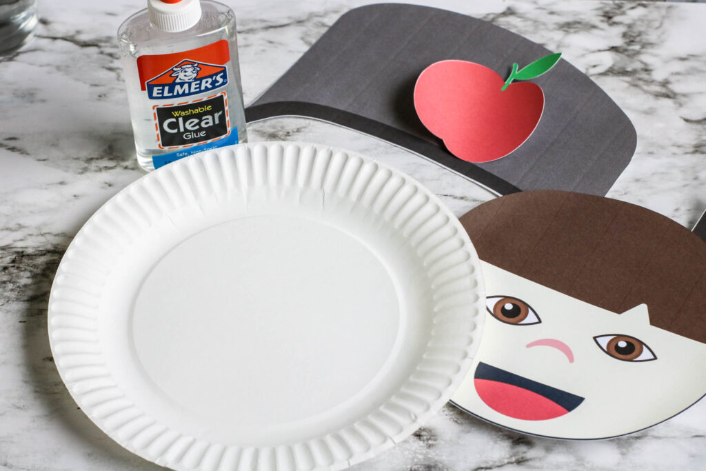 Johnny Appleseed Paper Plate supplies